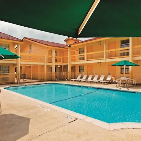 Rodeway Inn-3